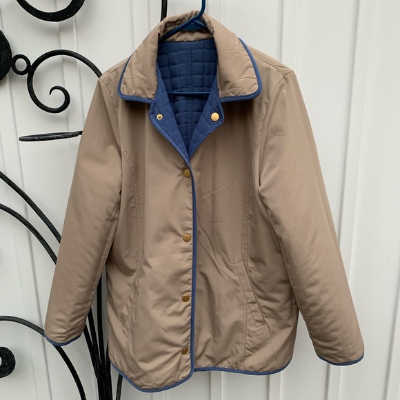 THE TOG SHOP Blue Tan Reversible QuiltCar Coat - Picture 7 of 8